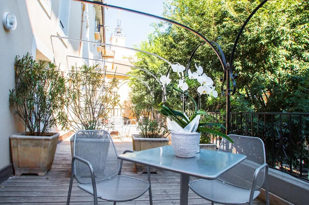 Grand Hotel D'Orange, BW Signature Collection Orange  4*, Orange (Vaucluse)